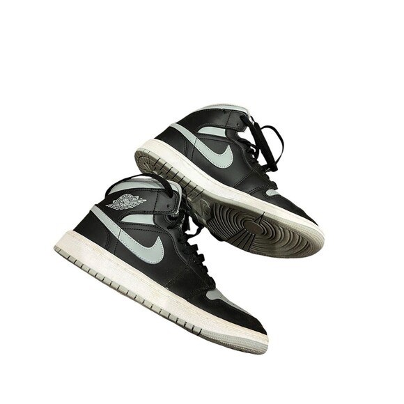 Nike Air Jordan 1 Mid Shadow Black Grey BQ6472-007 size 7.5 - Picture 1 of 7